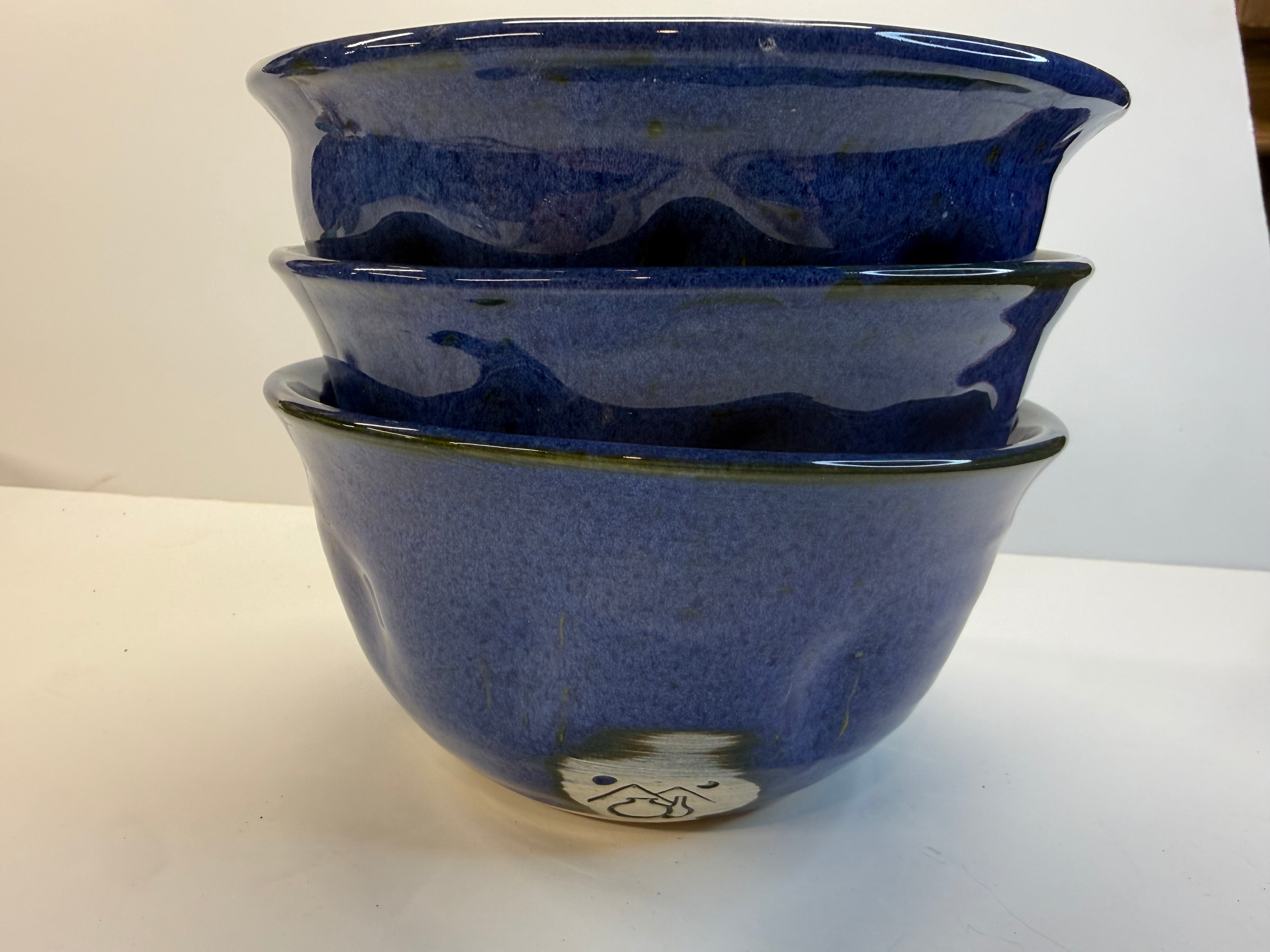Item 0011: LFPR Stoneware Dimple Medium Bowls in Blue